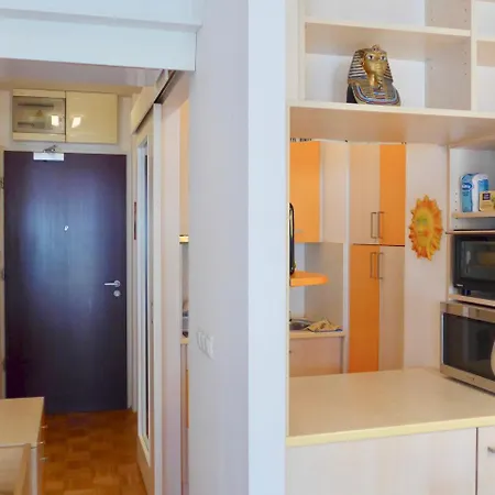 Sunny And Lively In City, Free Parking Appartement Ljubljana